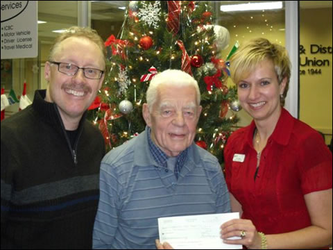 Left to right: CBFR Marketing Coordinator Bruce Youngren, Ladysmith Food Bank Director Kit Willmot, and CBFR Run Coordinator Kim Judson.